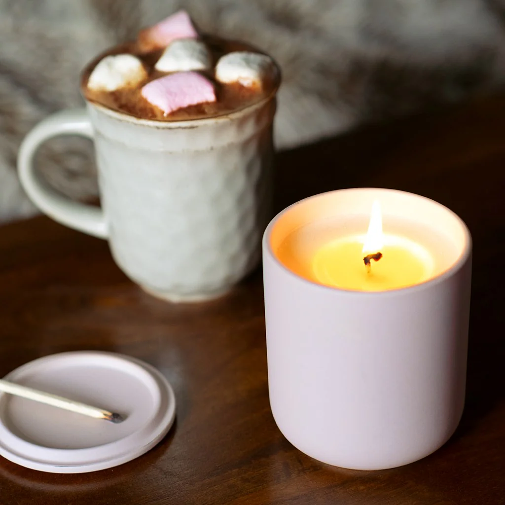 Ceramic Candle Pink Tonka Bean & Patchouli - Image 2
